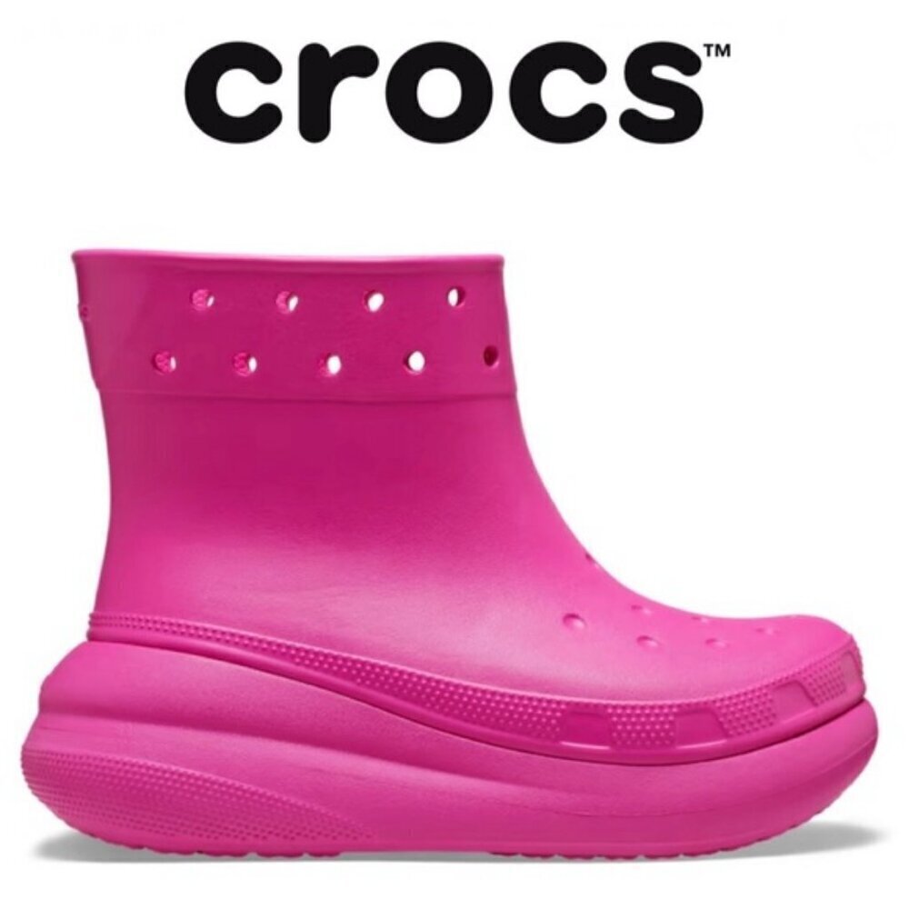 NWOB Crocs Gender Crush Classic Comfort Pink Rubber Rain Boots